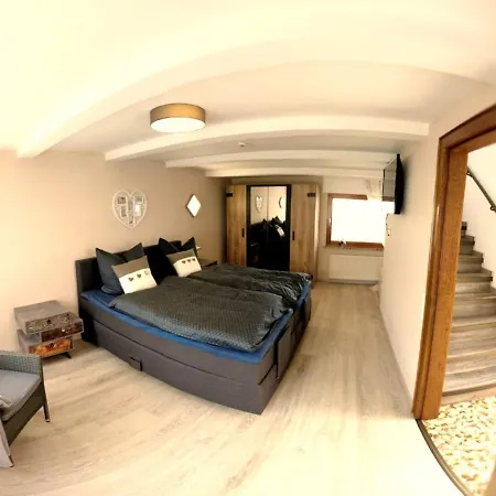 Ferienhaus Zum Hochstein Ettringen  Eksteriør billede